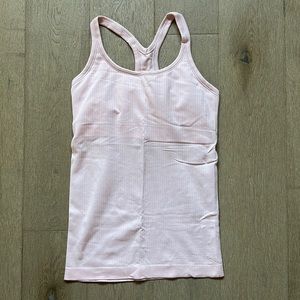 ebb to street tank top strawberry milkshake size 6 lululemon euc